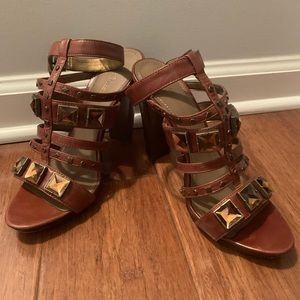 Vince Camuto Brown heels - 9m